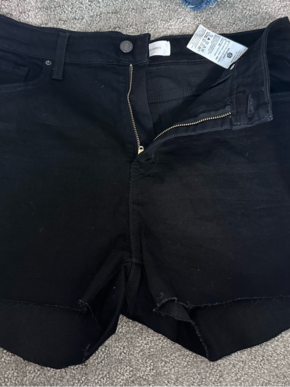 Levi Women’s Black Casual Cutoff Shorts